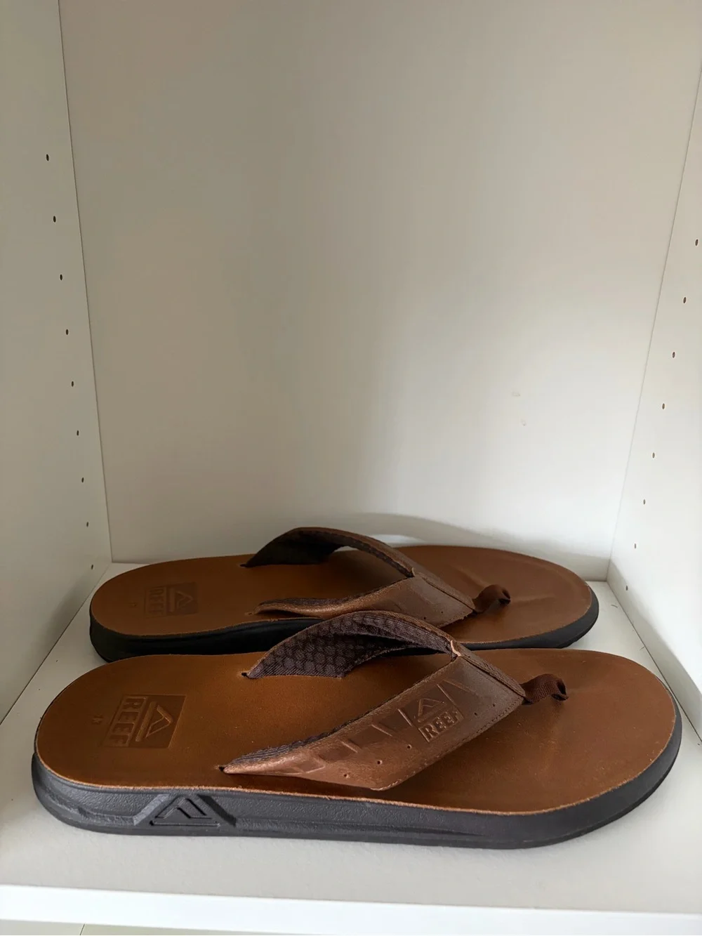 NWOT Reef Men's Phantom LE Leather Sandals in Brown Size 13